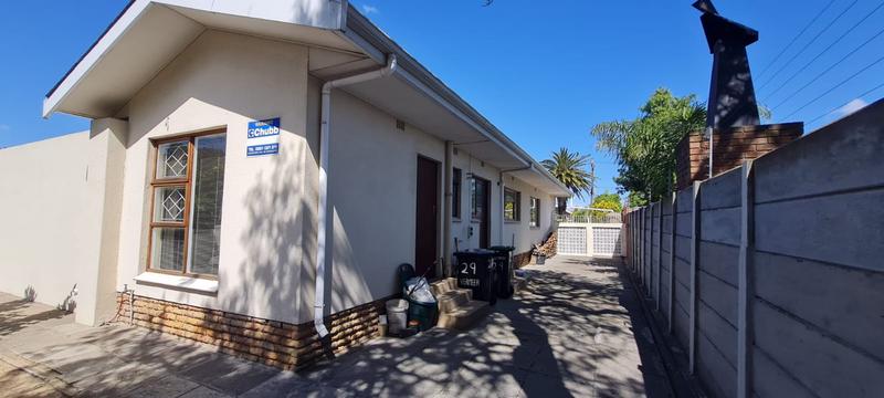 5 Bedroom Property for Sale in De La Haye Western Cape